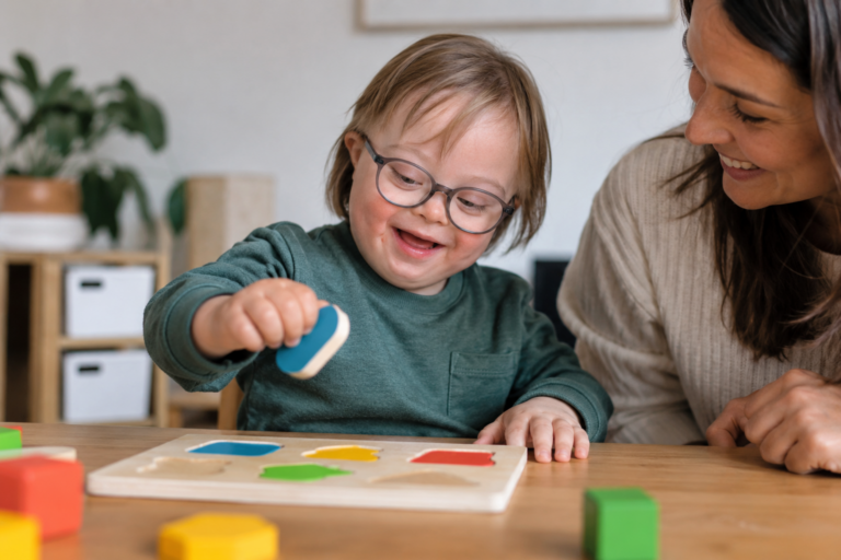 cuáles son los mejores apoyos para niños con síndrome de Down